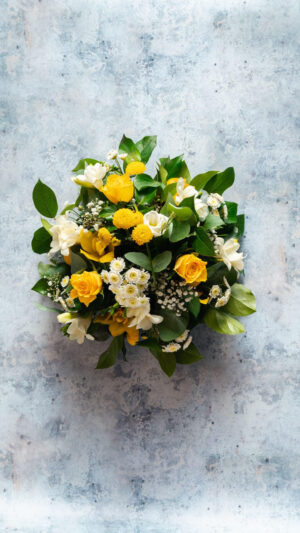 flower arrangement delivery flowers Dublin